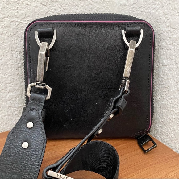 VELEZ Black Cattle Leather Crossbody Wallet Bag - Picture 6 of 16